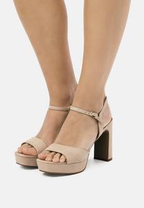 Сандалии Maria Mare, фуксия