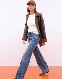 Двубортный пиджак Stradivarius Oversize с пуговицами коричневого цвета