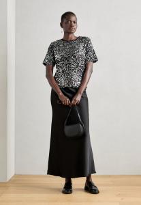 Футболка с принтом DYNE Morgan, черный