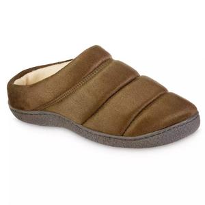 Мужские тапочки-сабо из микрозамши Puffer Clog Slipper цвета Olive Isotoner