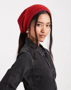 Треугольный мини-шарф Miss Selfridge, связанный крест-накрест красным швом с нежно-розовой строчкой