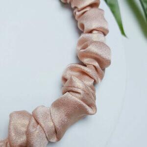 Yeye, Атласная лента для волос с рюшами, Розовый