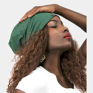 Однотонная шапка-бини с атласной подкладкой FASHNZFAB, зеленый