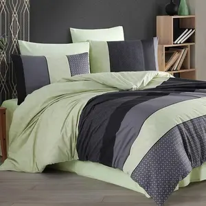 Постельное белье Dream Sleep Pascal зеленое 240x220 см + 2x 80x80 см Traumschlaf