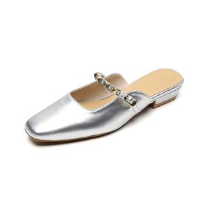 MADALLO Закрытые тапочки женские серебристые, цвет Silver