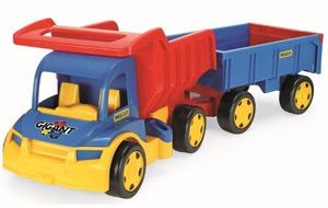 Гигантский грузовик, самосвал с прицепом, легковой автомобиль Wader