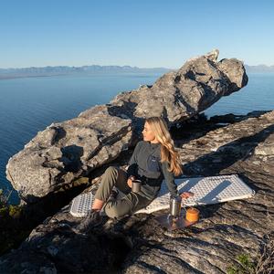 NatureHike Feather Bone Сверхлегкий автоматический надувной коврик Влагостойкий коврик Mummy-Song Blue (185X55X3,5 см)