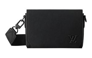 LOUIS VUITTON Сумка через плечо