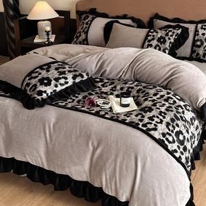 Fuanna Комплект постельного белья из 4 предметов (пододеяльник 220х240 см), французский пэчворк, леопардовая пятнистость, серая, молочный бархат