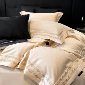 Alloaone Комплект постельного белья King из хлопка 600 нитей с золотой вышивкой Khaki