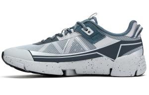 Clarks Дышащие низкие повседневные туфли мужские синего цвета