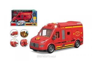 Пожарная команда переворачивает машину Artyk