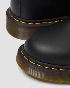 Ботинки Dr. Martens Vegan 1460 Felix на шнуровке, черный