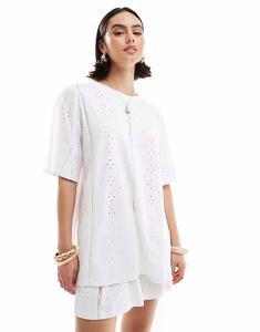 Футболка свободного кроя с кружевной отделкой и вставками белого цвета Asos Design
