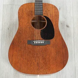 Акустическая гитара Martin Standard Series D-17 Dreadnought, с корпусом, боками и верхней декой из красного дерева, темно-сатиновая