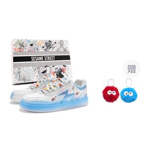 SESAME STREET Износостойкие, сбалансированные, легкие, дышащие, увеличивающие рост низкие кеды унисекс Snow Blue (включая 1 случайный кулон), цвет Snow Blue (Includes 1 Random Pendant)