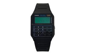 CASIO Мужские часы Retrofit Series с кварцевым механизмом и ремешком из смолы, черный циферблат