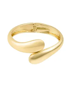 Позолоченный браслет-манжета с перекрывающимися застежками Adornia, gold