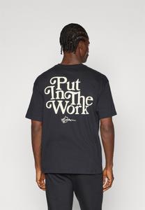 Футболка Nike Performance TEE PUT IN WORK, Black