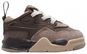 Кроссовки Air Jordan 4 RM TD, коричневый