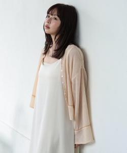 Двусторонняя конструкция верха кардигана спереди и сзади