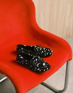 Кожаные мокасины Mirth ASOS DESIGN с бантом из коровьей шерсти