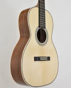 C.F. Martin Custom Shop 00-12 Fret Карпатская ель / Гватемальский розовое дерево, корпус и обечайки