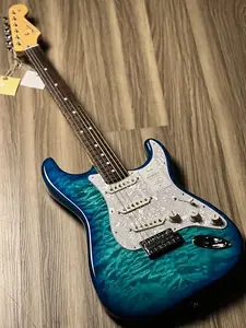 Fender Japan Hybrid II Ltd Ed Stratocaster с верхом из распиленного клена и грифом из розового дерева, цвет аквамарин JD23032013