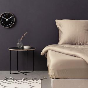 L'Essentiel Linge de Maison, De Beige, атласная простыня на подгонке размера Double XL (FR) (IT) (ES) (DE), бежевый, 100 % хлопковый сатин, 140 x 200+30 см