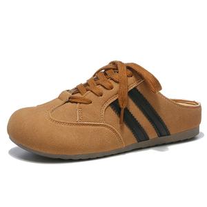 Закрытые тапочки для женщин Komanic, коричневый