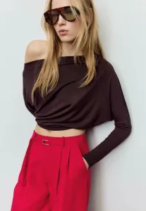 Элегантные брюки с широкими штанинами и пряжкой. Stradivarius, Mottled Dark Red