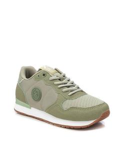 Женские кроссовки на шнуровке от XTI, цвет Open green