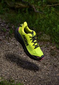 Кроссовки HOKA CHALLENGER 8, Neon Citrus/Black/Black