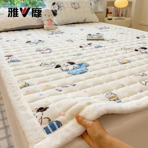 Yalu Наматрасник 90х200 см из молочного велюра, дизайн Adorable Puppy, мягкий, дышащий