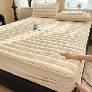 Antarctic Простыня на резинке 120х200 см, молочный бархат, флисовая подкладка, утепленная