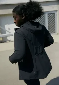 Туман над ветровкой Lululemon, Black