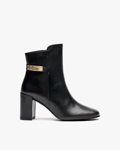 Женские кожаные ботинки с пряжкой Pedro Miralles, черный