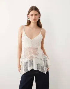 Бежевая майка асимметричного кроя из прозрачного кружева Mango