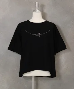 Футболка с разрезом на рукаве и крутой вышивкой Studio Picone, цвет Black (001)