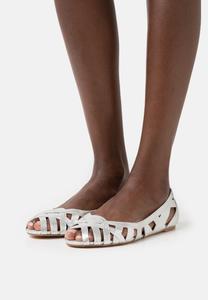 Балетки с открытым носком Anna Field