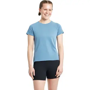 Летучая блузка Oiselle, Stratus