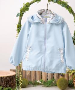 (p) Ветровка с оборками из тюля, защищающая от УФ-излучения