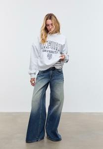 Толстовка Stradivarius Sweatshirt, Grey