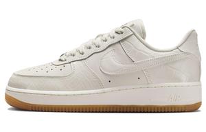 Женские кроссовки для скейтбординга Nike Air Force 1, Beige