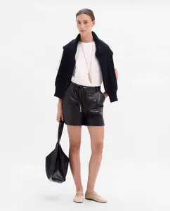 Женские короткие шорты из кожи наппа Simorra, черный