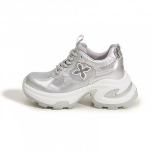 Milan love song Антискользящие износостойкие массивные низкие кеды женские серебристые, цвет Silver