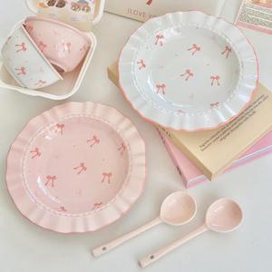 Ceramics Красивый кремовый набор высококачественной керамической посуды для дома: 2 пиалы, 2 тарелки, 2 ложки, 6 предметов