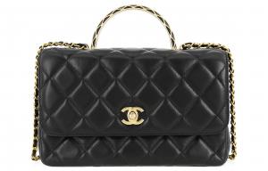 CHANEL Кожаная сумка через плечо