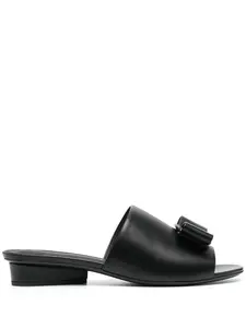 Мюли с бантами Ferragamo