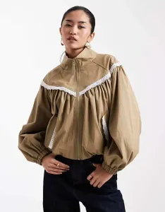 Темно-синяя спортивная куртка с воротником-воронкой и кружевной отделкой Miss Selfridge